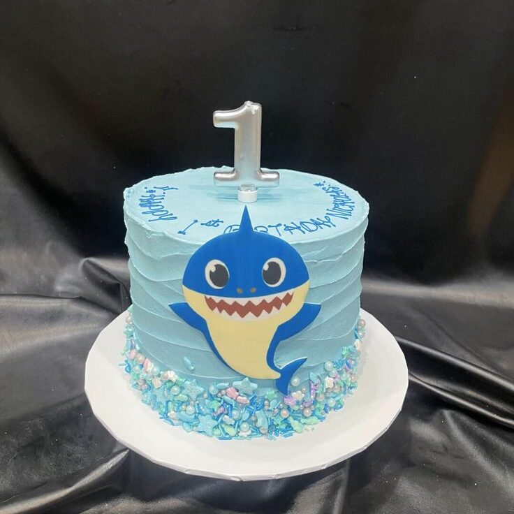 Baby Shark on Blue Wave Buttercream – Heidelberg Cakes