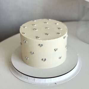Silver Romance Pearl Cake