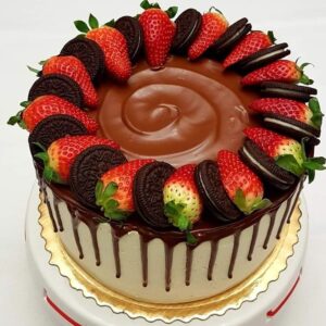 Chocolate Oreo Cake With Strawberry