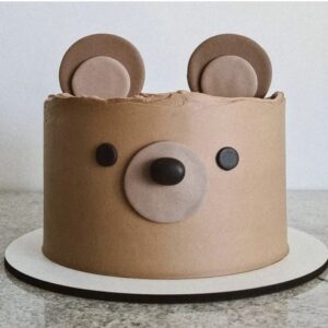 Minimalist Teddy Bear Cake