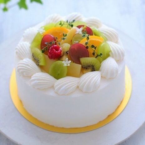 fresh fruit cake