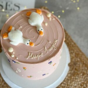 Lazy Duck Couple Cake